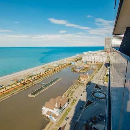 Orbi City Center Sea View Aparthotel บาทูมิ ภายนอก รูปภาพ