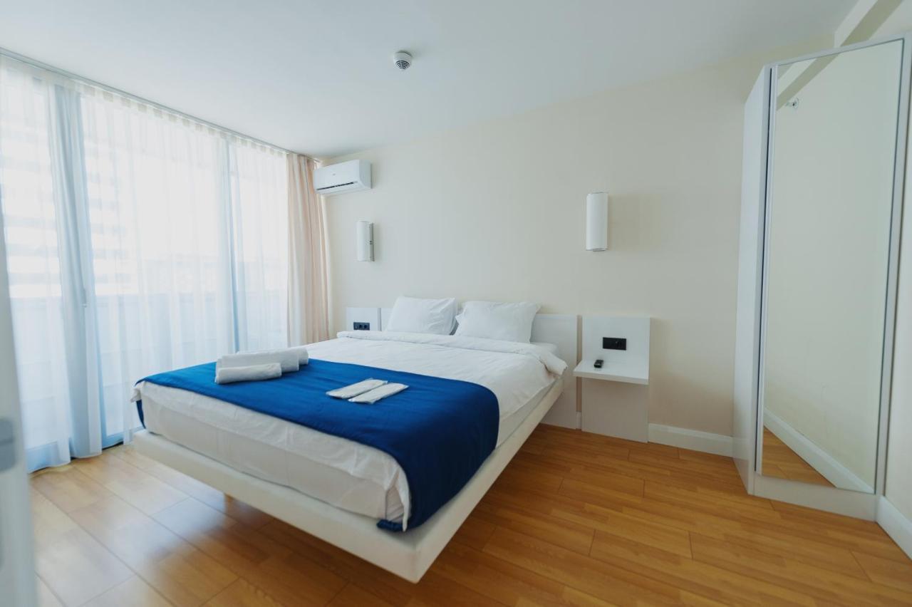 Orbi City Center Sea View Aparthotel บาทูมิ ภายนอก รูปภาพ