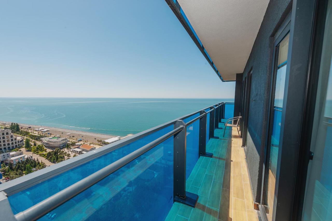 Orbi City Center Sea View Aparthotel บาทูมิ ภายนอก รูปภาพ