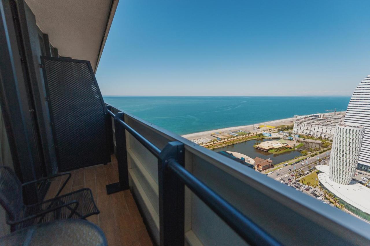 Orbi City Center Sea View Aparthotel บาทูมิ ภายนอก รูปภาพ