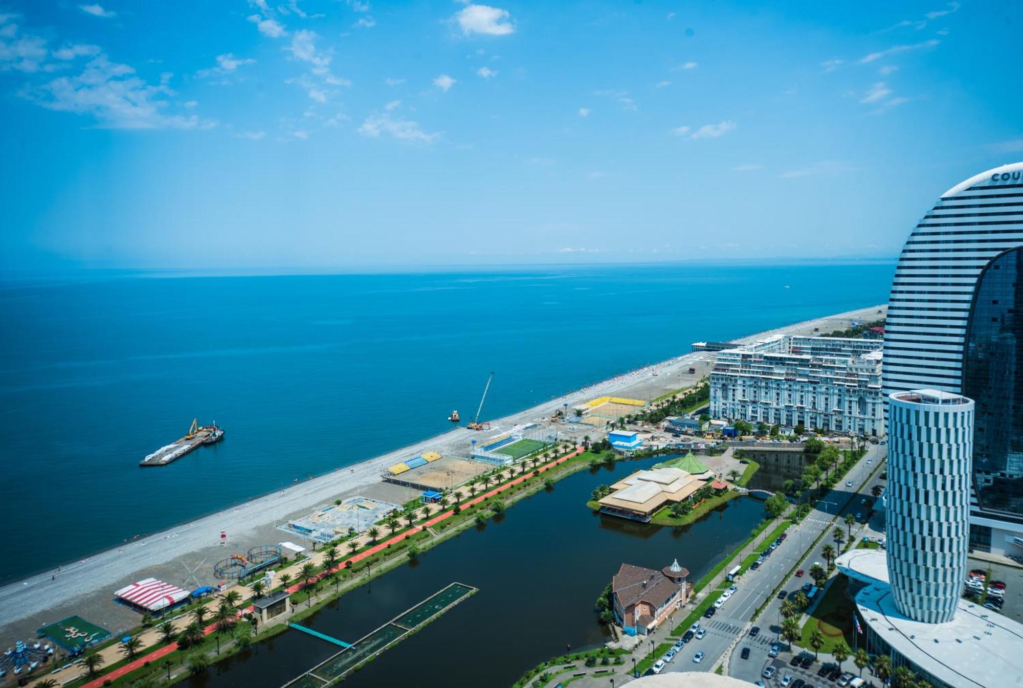 Orbi City Center Sea View Aparthotel บาทูมิ ภายนอก รูปภาพ