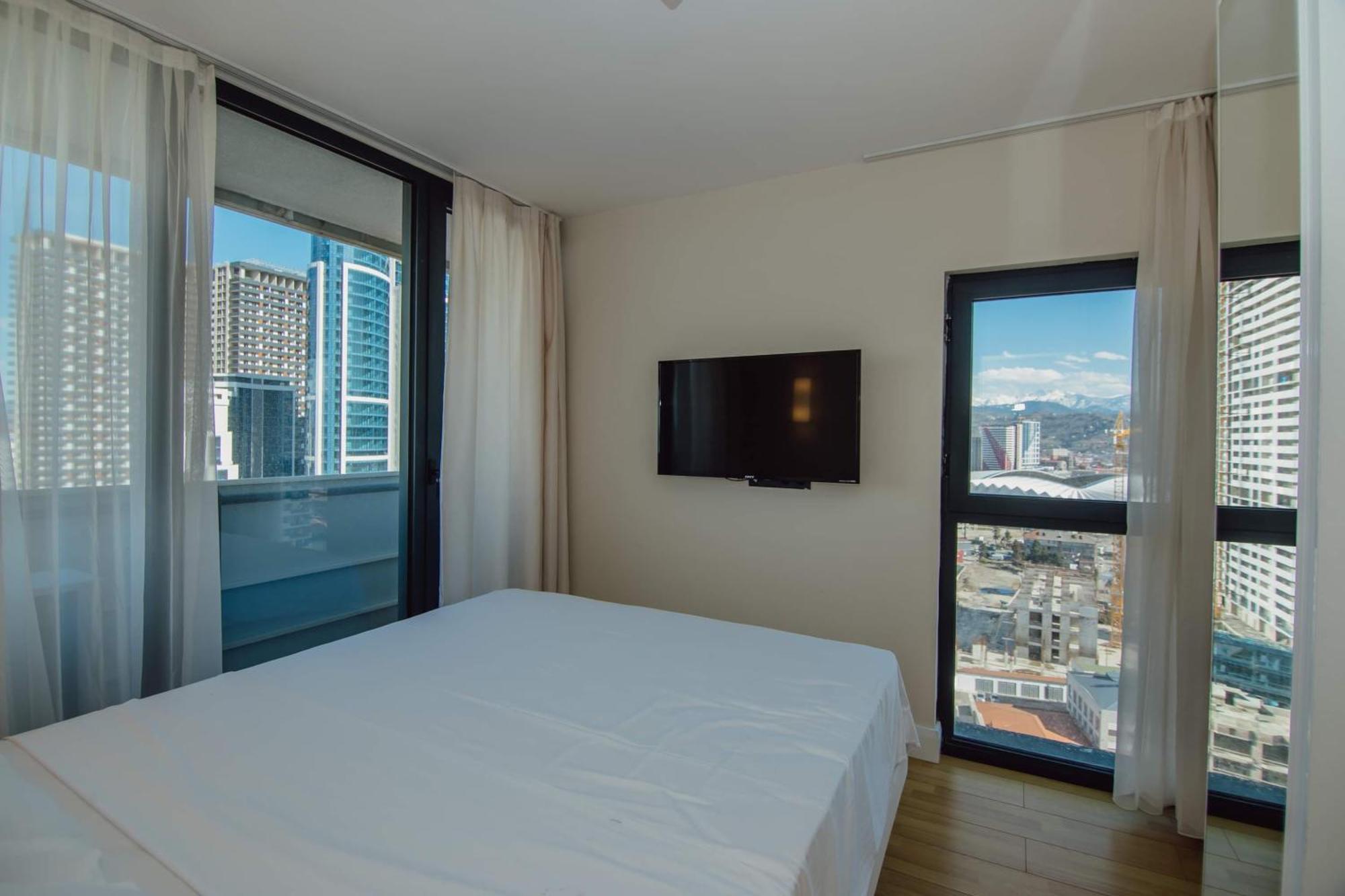 Orbi City Center Sea View Aparthotel บาทูมิ ภายนอก รูปภาพ