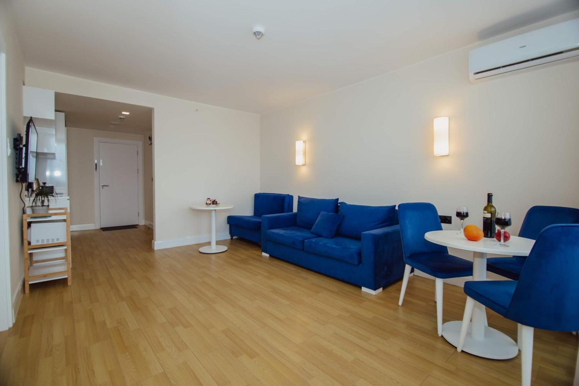 Orbi City Center Sea View Aparthotel บาทูมิ ภายนอก รูปภาพ