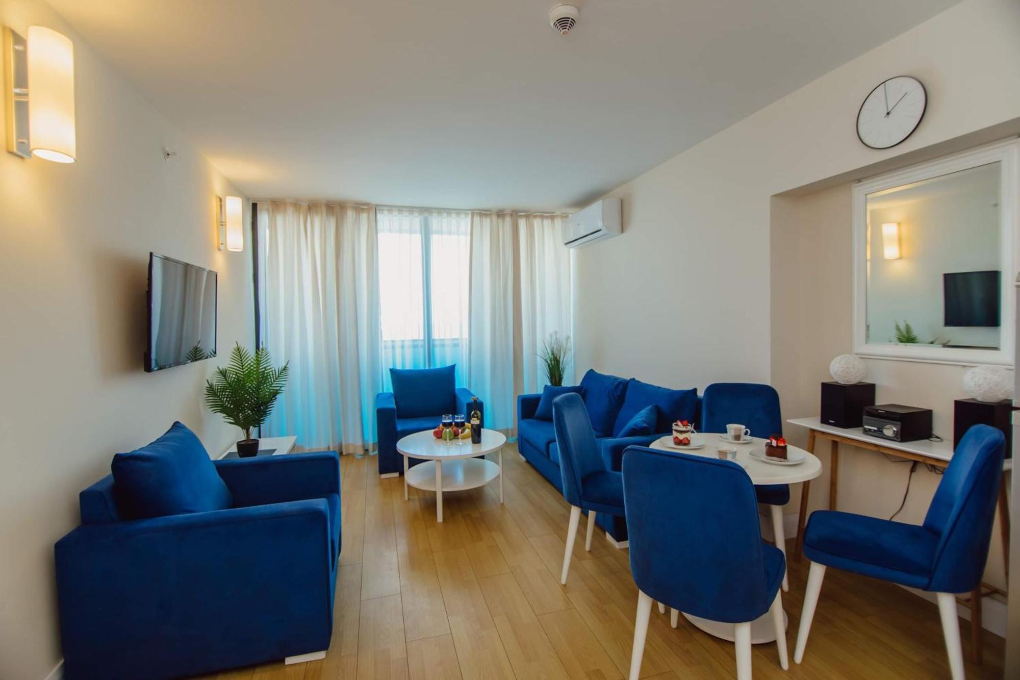 Orbi City Center Sea View Aparthotel บาทูมิ ภายนอก รูปภาพ