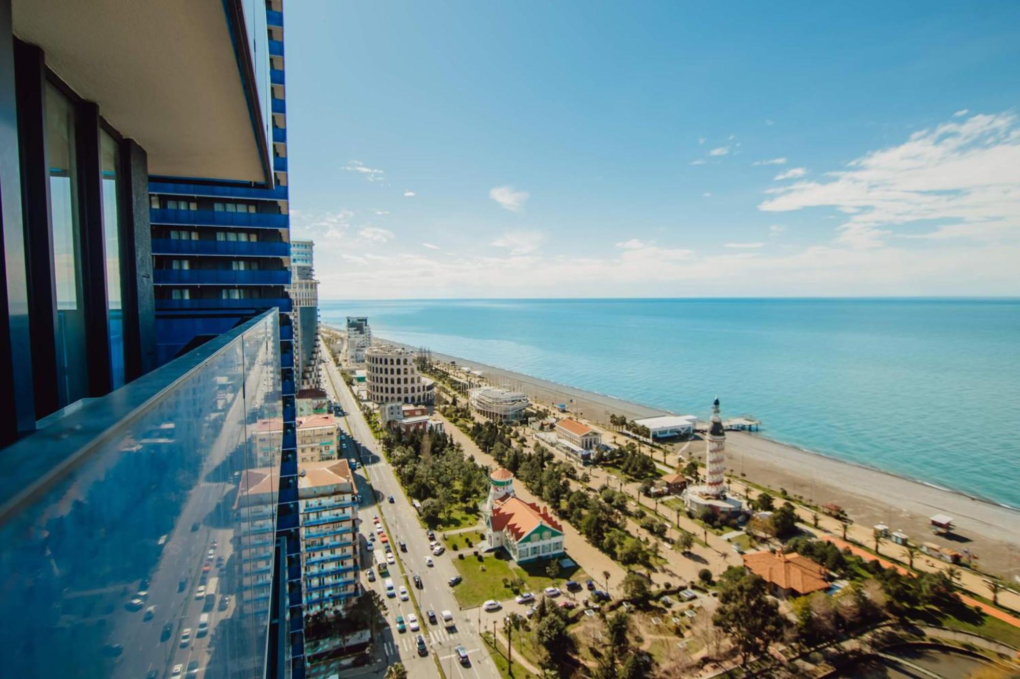 Orbi City Center Sea View Aparthotel บาทูมิ ภายนอก รูปภาพ