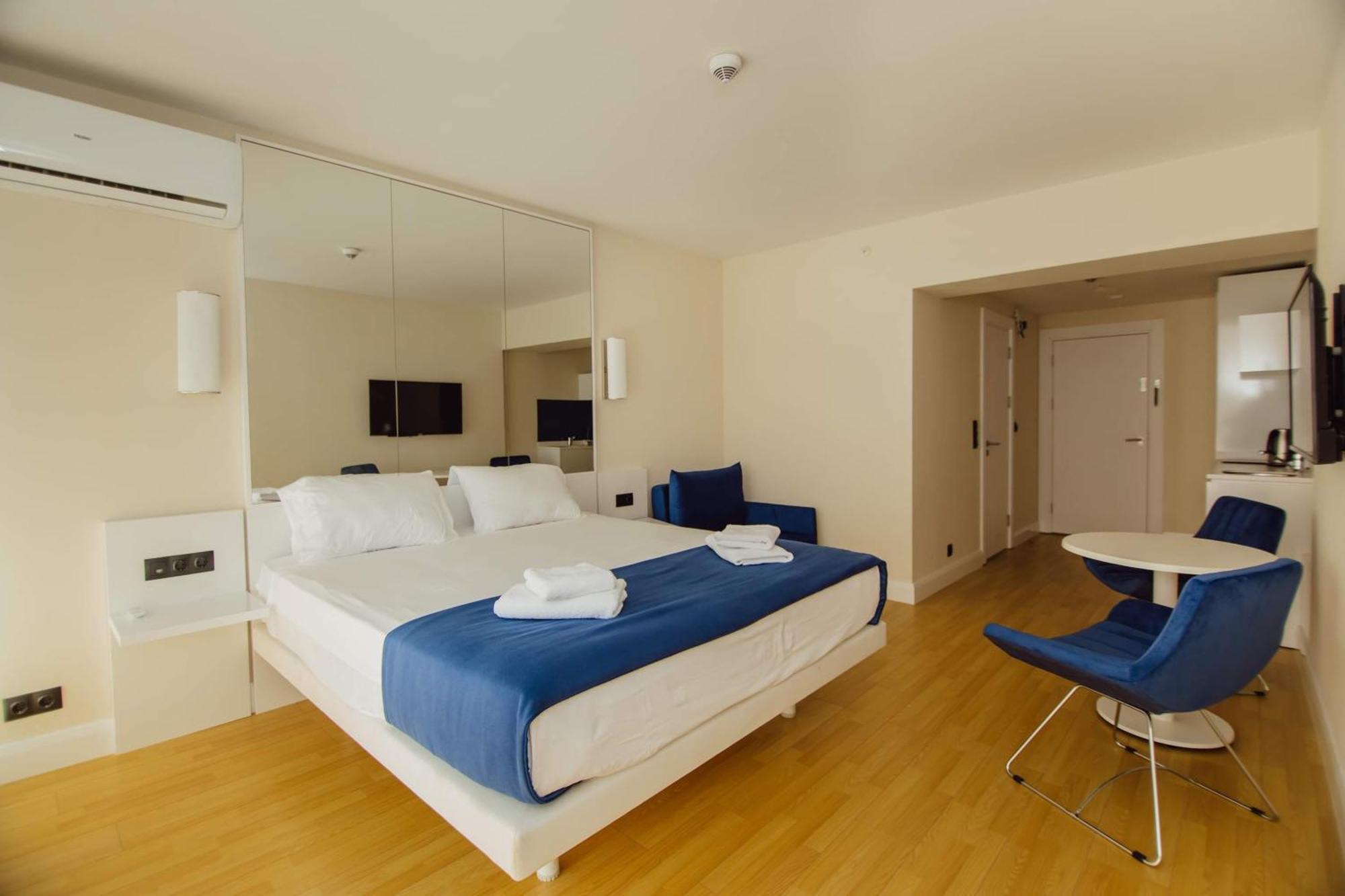 Orbi City Center Sea View Aparthotel บาทูมิ ภายนอก รูปภาพ