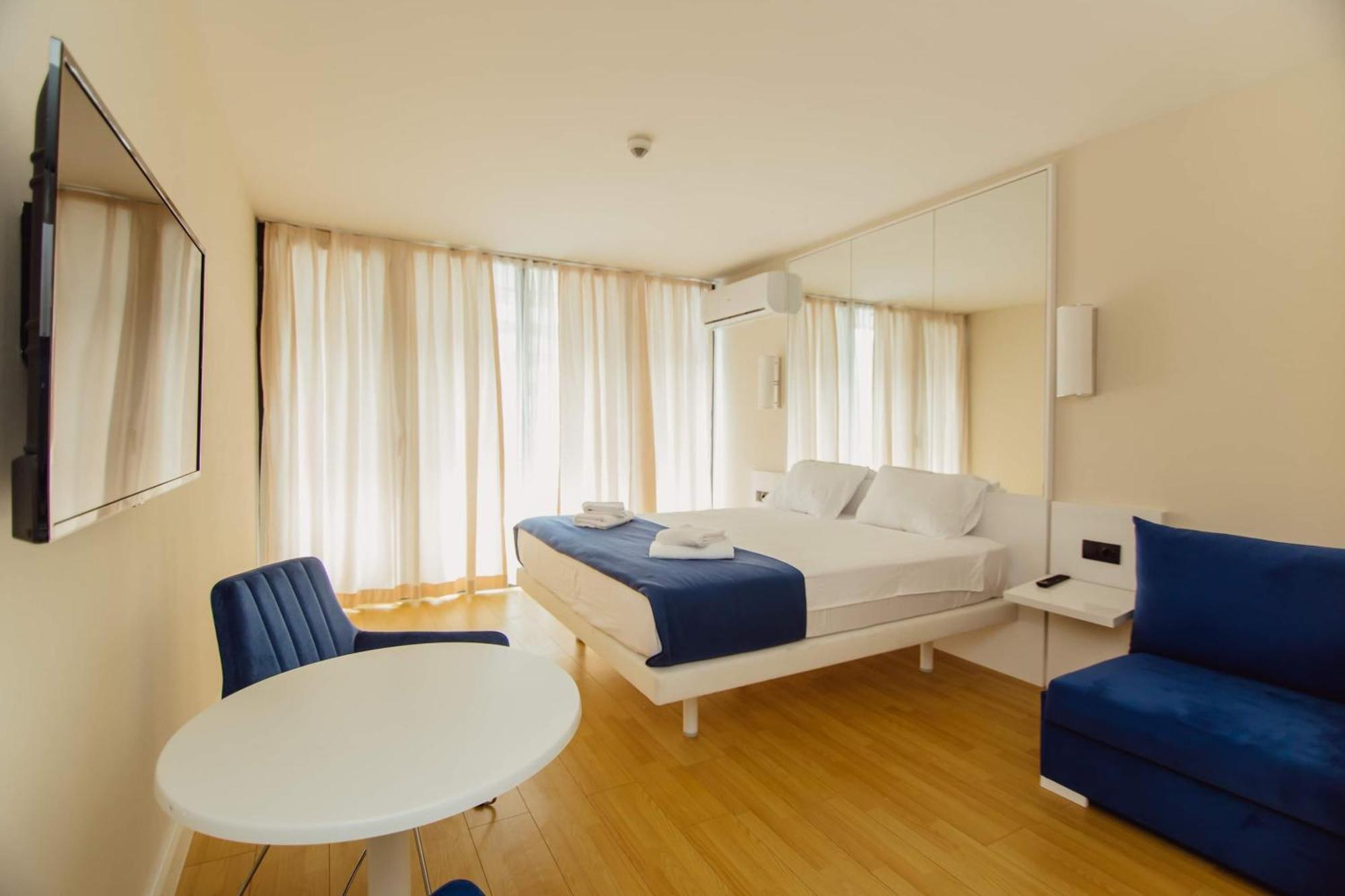 Orbi City Center Sea View Aparthotel บาทูมิ ภายนอก รูปภาพ